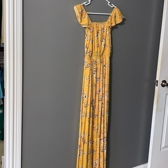 ⭐️HP⭐️Marigold Floral Summer/Spring Dress - Picture 5 of 5
